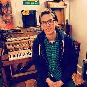 Meet your Posher, Colby